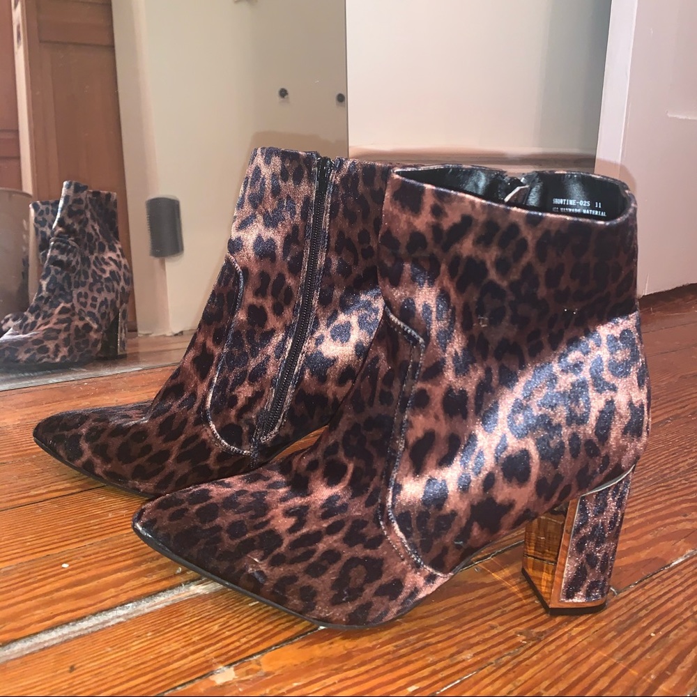 cheetah print boots 🐆